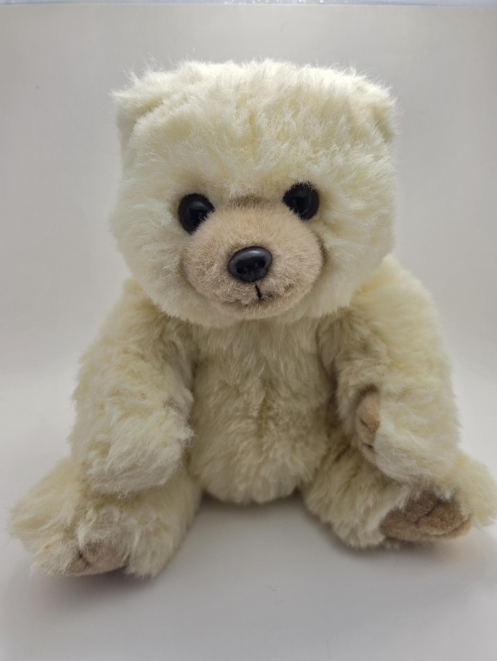Ty Classics Collection “Honey” the Cream Teddy Bear 1990 - No Hang Tag (11 inch)
